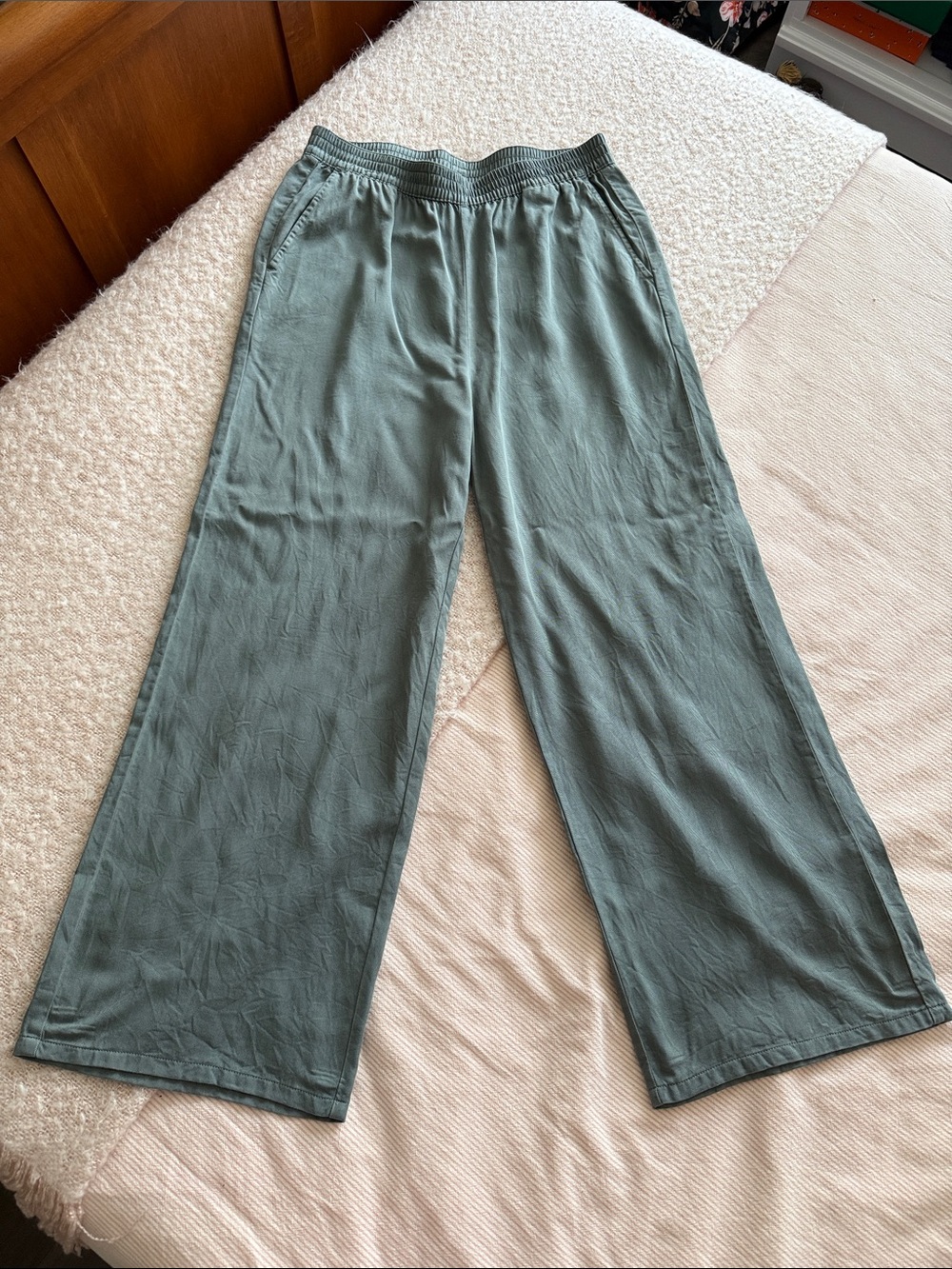 tentree Wide Leg Pants in Sage Green